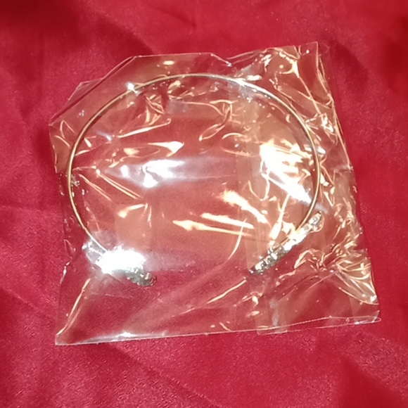 2XHP!! NWT Goth Silver Angel Wings Bracelet! - Picture 3 of 11